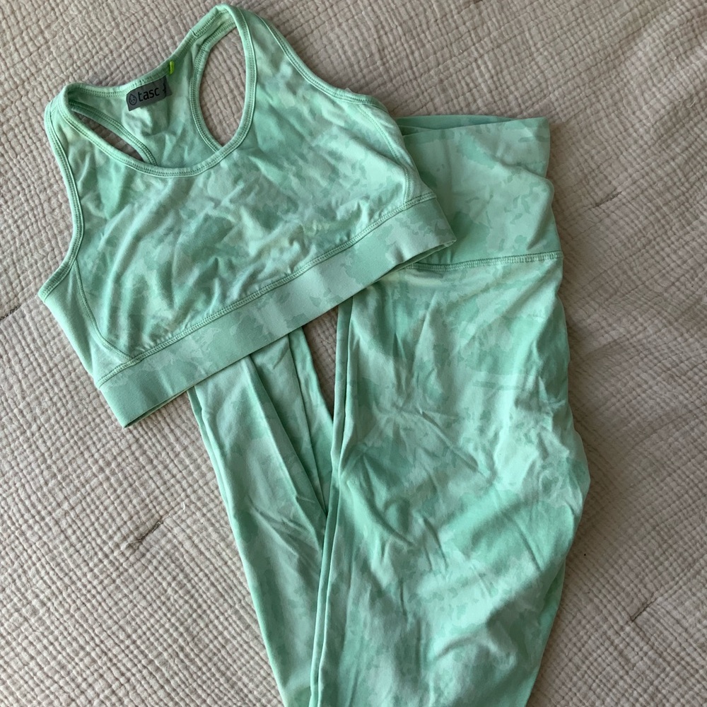 Task x Free People Camo Blue Activewear Sports Bra and Leggings Workout Set